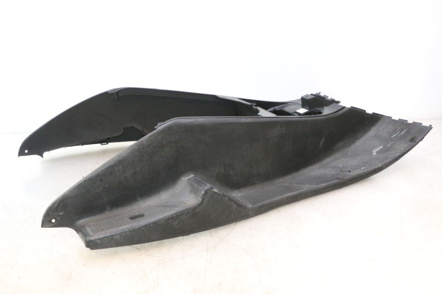 photo de CARENA PEDANA YAMAHA YP MAJESTY 125 (2002 - 2006) - Primo piano tecnico