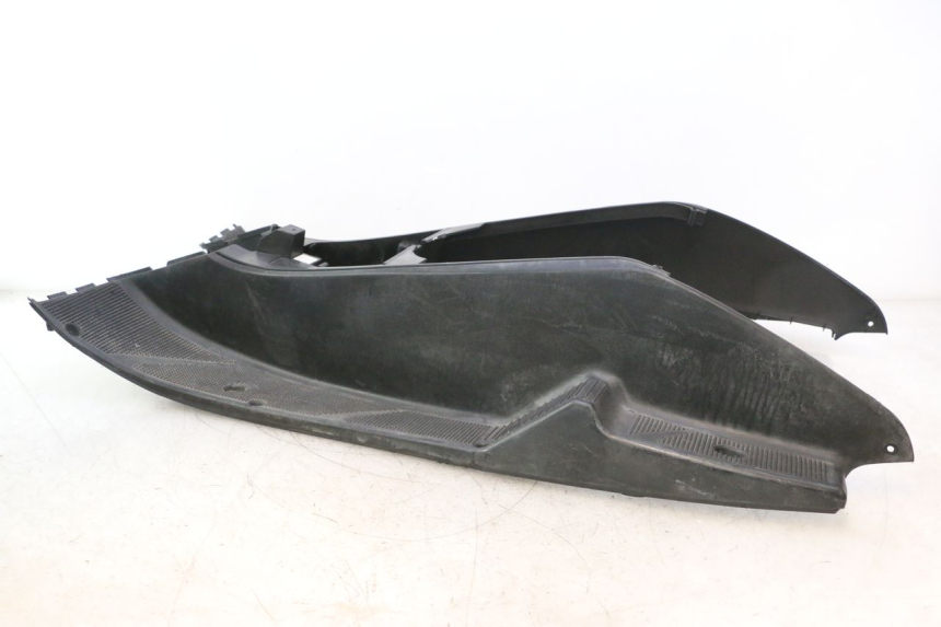photo de CARENA PEDANA YAMAHA YP MAJESTY 125 (2002 - 2006) - Marcature e riferimenti originali
