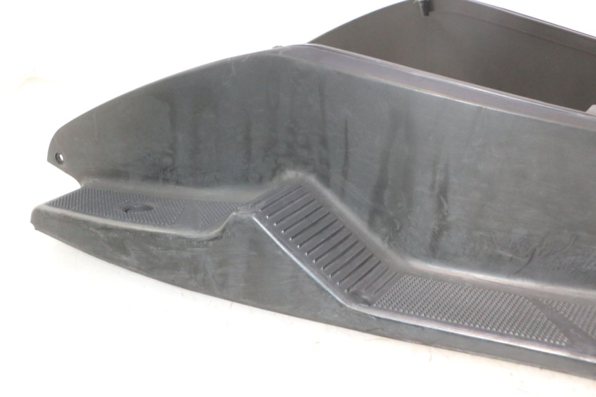 photo de CARENA PEDANA YAMAHA YP MAJESTY 125 (2002 - 2006) - Altra vista dell'articolo
