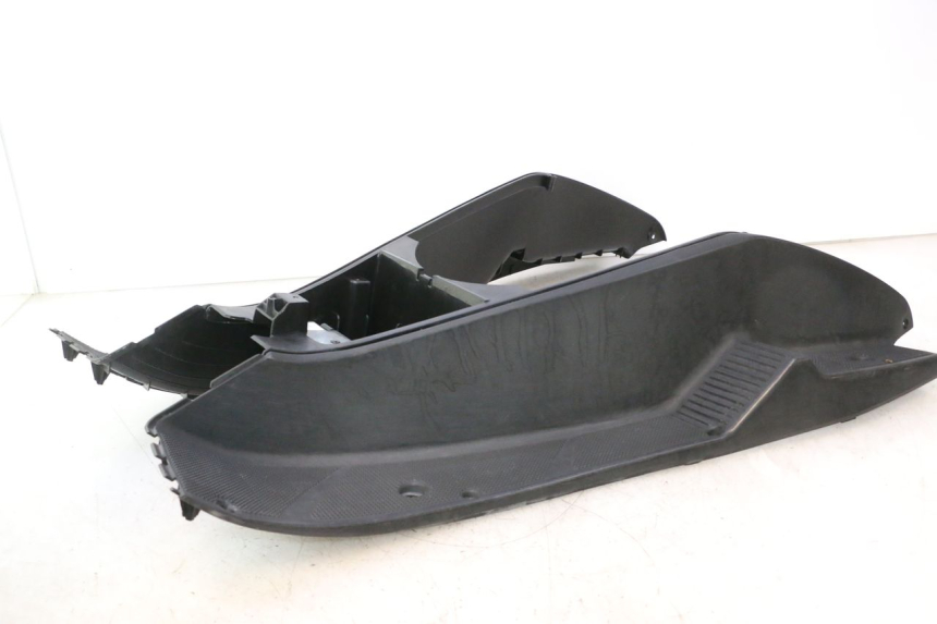 photo de CARENA PEDANA YAMAHA YP MAJESTY 125 (2002 - 2006) - Foto prodotto supplementare