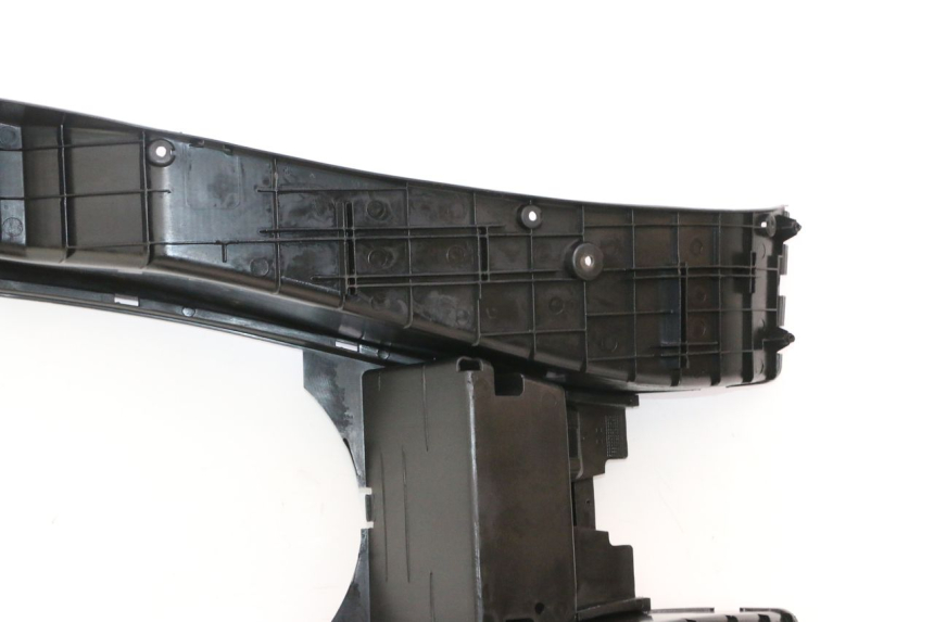photo de CARENA PEDANA YAMAHA YP MAJESTY 125 (2002 - 2006) - Marcature e riferimenti originali