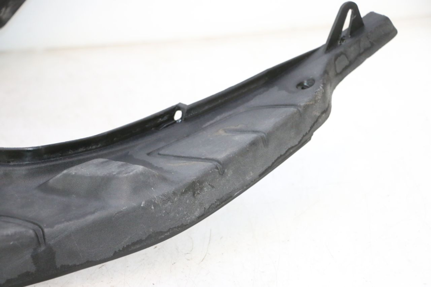 photo de PEDANA PIAGGIO ZIP 2T 50 (2009 - 2019) - Stato della superficie e materiale