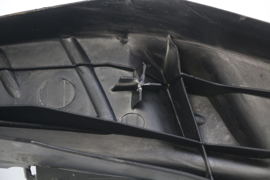 photo de PEDANA PIAGGIO ZIP 4T 50 (2018 - 2020) - Caratteristiche distintive