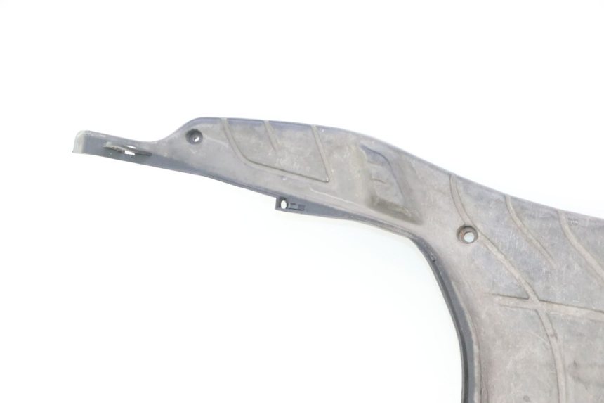 photo de CARENA PEDANA PIAGGIO ZIP 4T 50 (2006 - 2017) - Focus sulla struttura