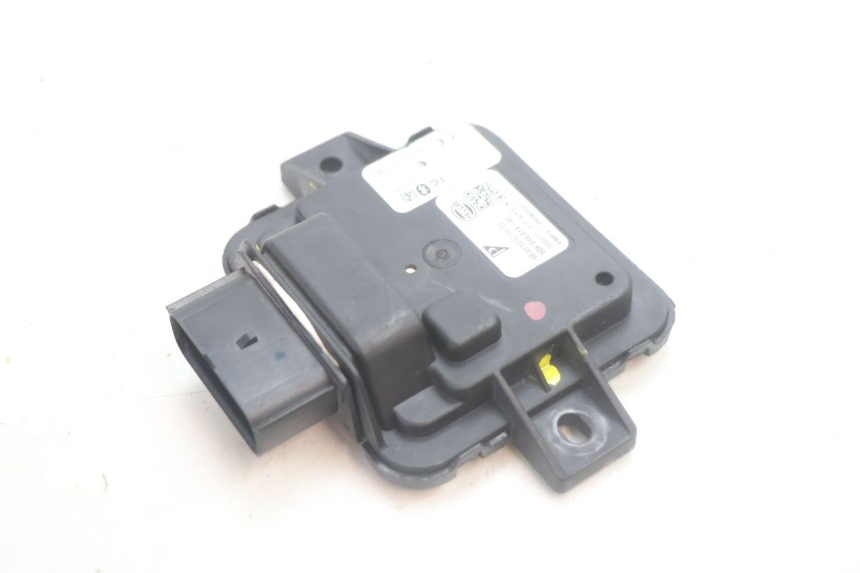 photo de MODULO DI INTERFACCIA PIAGGIO MP3 HPE 530 (2022 - 2026) - Dettaglio del componente