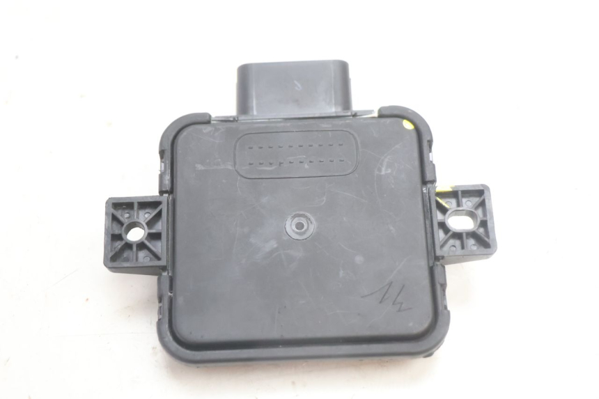 photo de MODULO DI INTERFACCIA PIAGGIO MP3 HPE 530 (2022 - 2026) - Dettagli dei punti di fissaggio