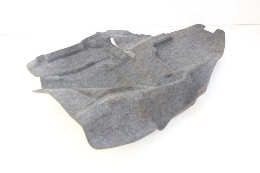 photo de TAPPETO BAGAGLIAIO HONDA FES PANTHEON 125 (2003 - 2007) - Zoom sullo stato d'uso