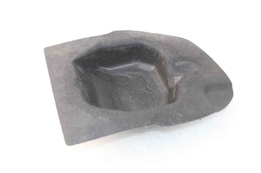 photo de Tappeto bagagliaio SYM MIO 100 (2006 - 2017) - Dettaglio del componente