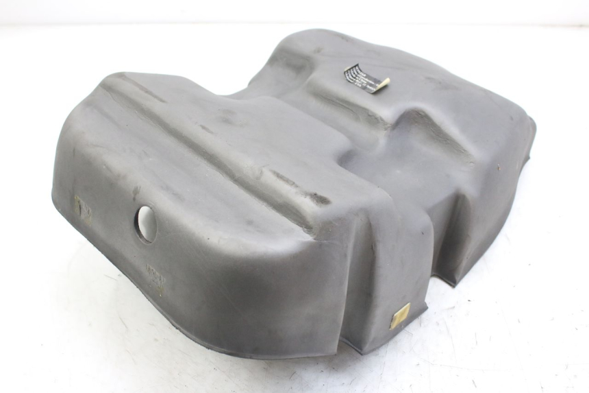 photo de TAPPETO BAGAGLIAIO PEUGEOT SATELIS 125 (2010 - 2012) - Primo piano tecnico