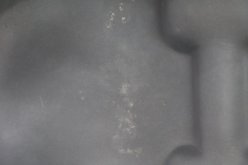 photo de Tappeto bagagliaio PEUGEOT SATELIS 125 (2006 - 2009) - Dettaglio del componente