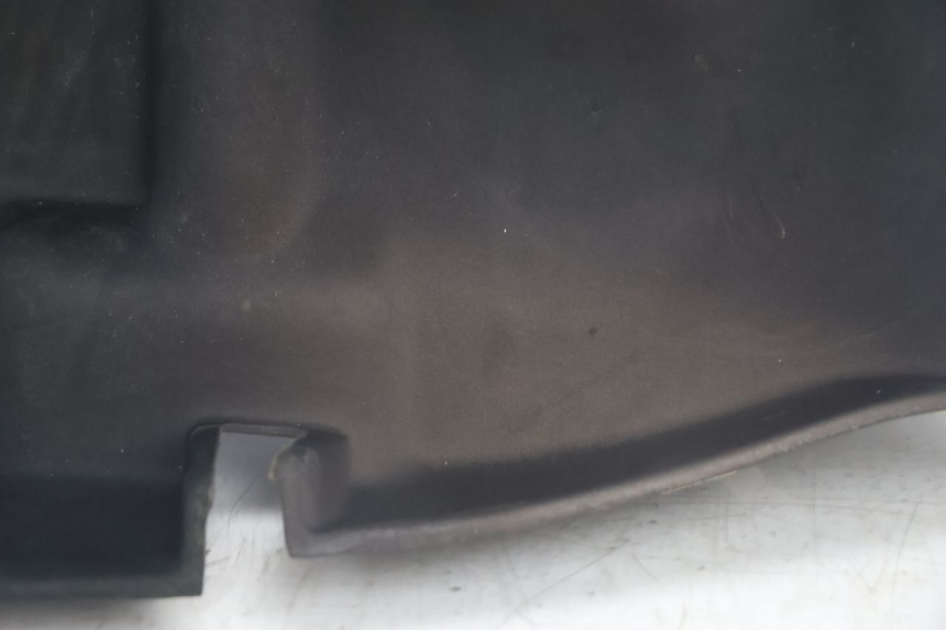 photo de SOTTOSELLA MOQUETTE PEUGEOT SATELIS 125 (2013 - 2018) - Altra angolazione