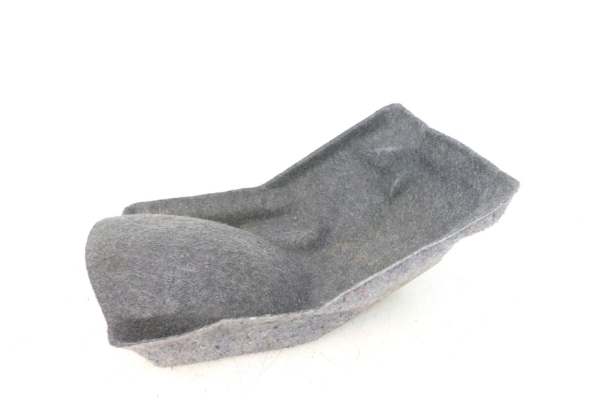 photo de SOTTOSELLA MOQUETTE YAMAHA XP T-MAX ABS 500 (2005 - 2005) - Dettaglio del componente