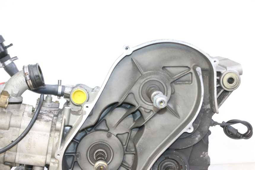 photo de MOTORE QUADRO 4 4D 350 (2015 - 2018) - Angolazione alternativa