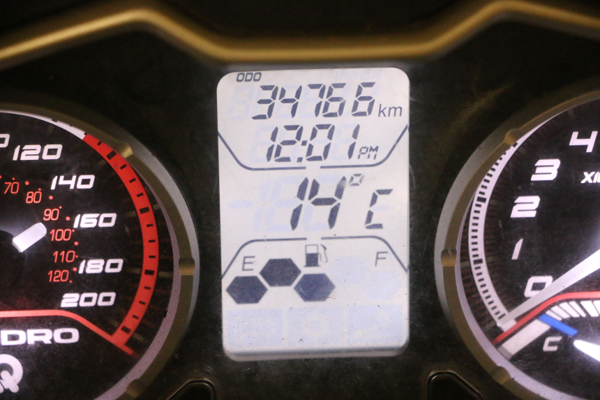 photo de MOTORE QUADRO 4 4D 350 (2015 - 2018) - Zoom sullo stato d'uso