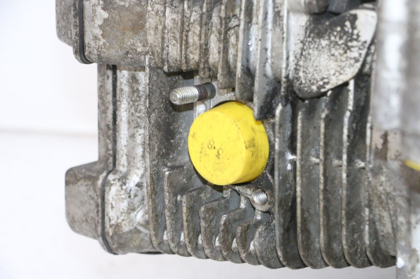 photo de MOTORE HYOSUNG GV AQUILA 125 (2000 - 2009) - Zoom sullo stato d'uso