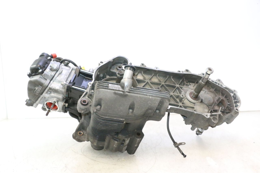 photo de MOTORE APRILIA ATLANTIC S 125 (2010 - 2013) - Angolazione alternativa