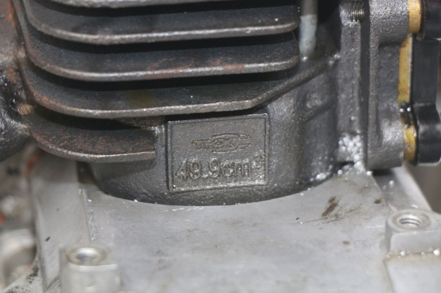 photo de MOTORE MBK BOOSTER SPIRIT 50 (1999 - 2003) - Stato della superficie e materiale