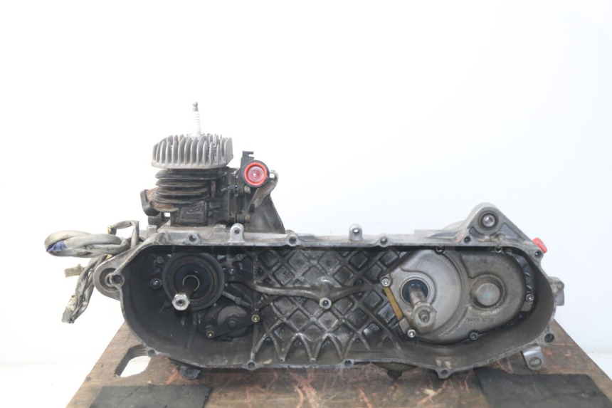 photo de MOTORE MBK BOOSTER SPIRIT NAKED 50 (2004 - 2017) - Vista principale