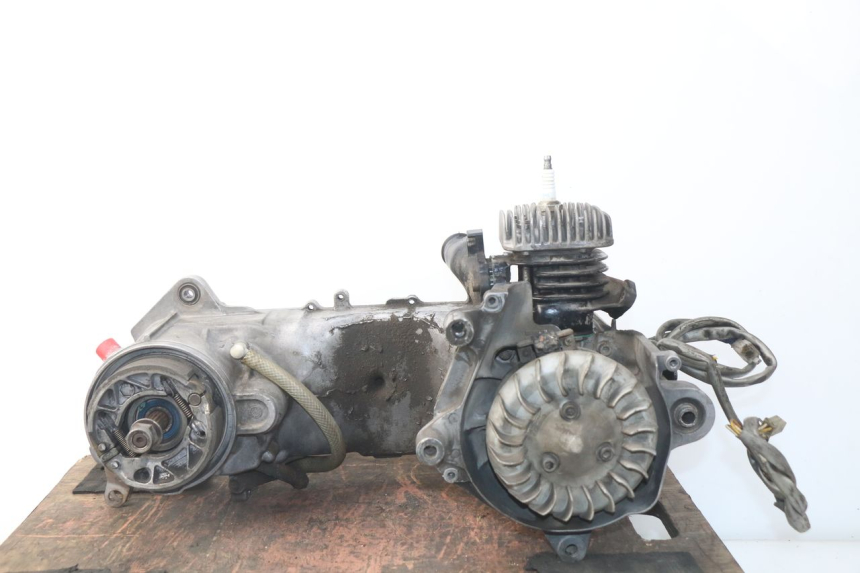 photo de MOTORE MBK BOOSTER SPIRIT NAKED 50 (2004 - 2017) - Zoom sui componenti