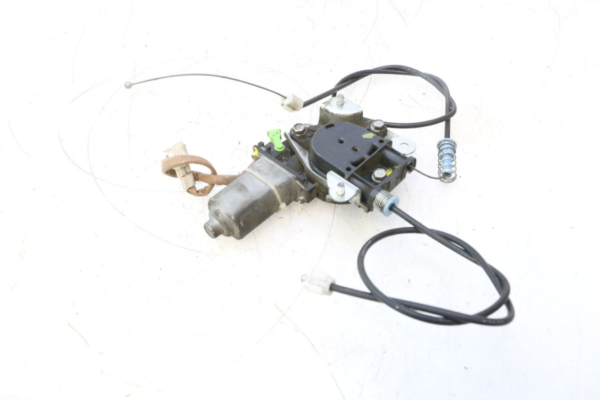 photo de BOLLA MOTORE SUZUKI BURGMAN EXECUTIVE ABS 650 (2006 - 2012) - Dettaglio del componente