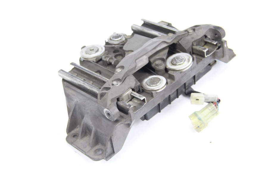 photo de MOTORE A BOLLA YAMAHA FJR ABS 1300 (2006 - 2012) - Primo piano tecnico