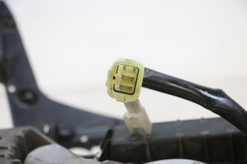 photo de MOTORE A BOLLA YAMAHA FJR ABS 1300 (2006 - 2012) - Altra angolazione