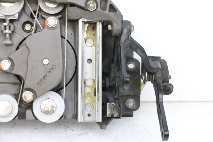 photo de MOTORE A BOLLA YAMAHA FJR ABS 1300 (2006 - 2012) - Dettaglio del componente