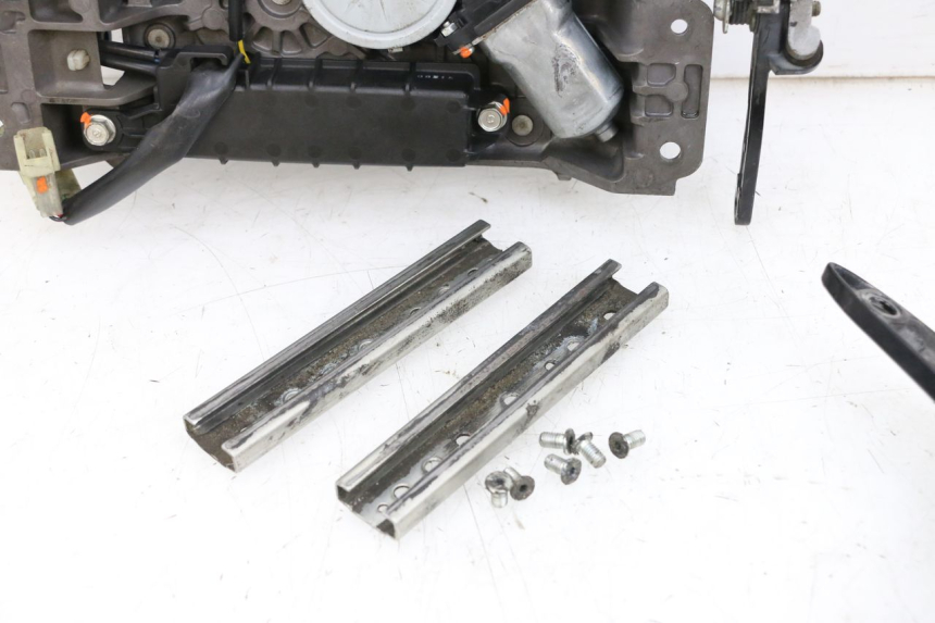 photo de MOTORE A BOLLA YAMAHA FJR ABS 1300 (2006 - 2012) - Primo piano tecnico