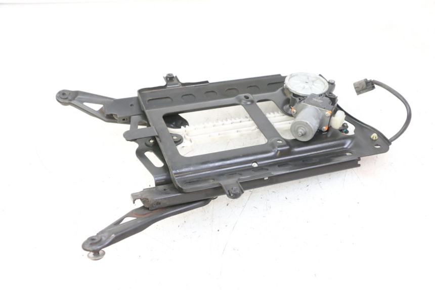 photo de BOLLA MOTORE HONDA FORZA 125 (2021 - 2025) - Primo piano tecnico