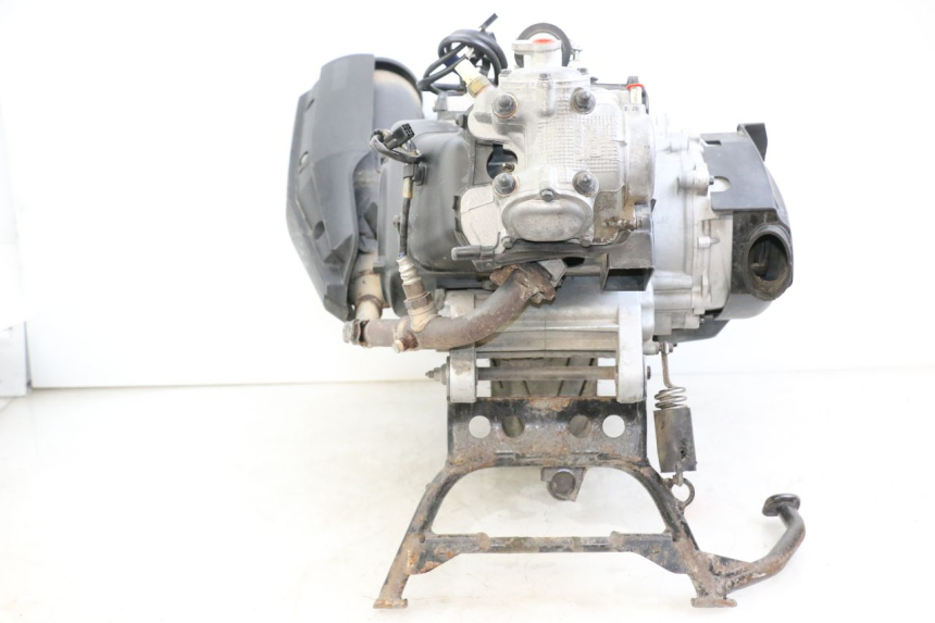 photo de MOTORE YAMAHA BW'S BWS 125 (2010 - 2013) - Marcature e riferimenti originali