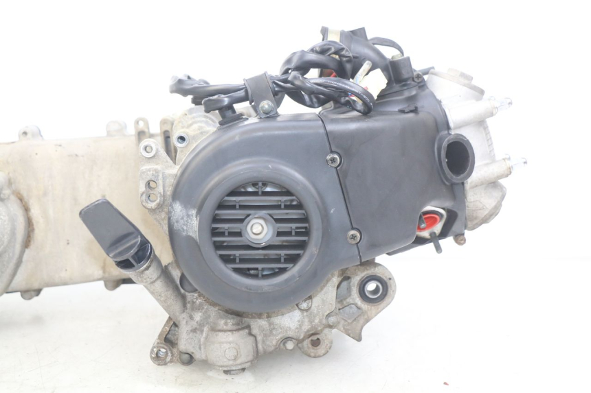 photo de MOTORE ORCAL CAVARO 4T 50 (2019 - 2023) - Stato della superficie e materiale