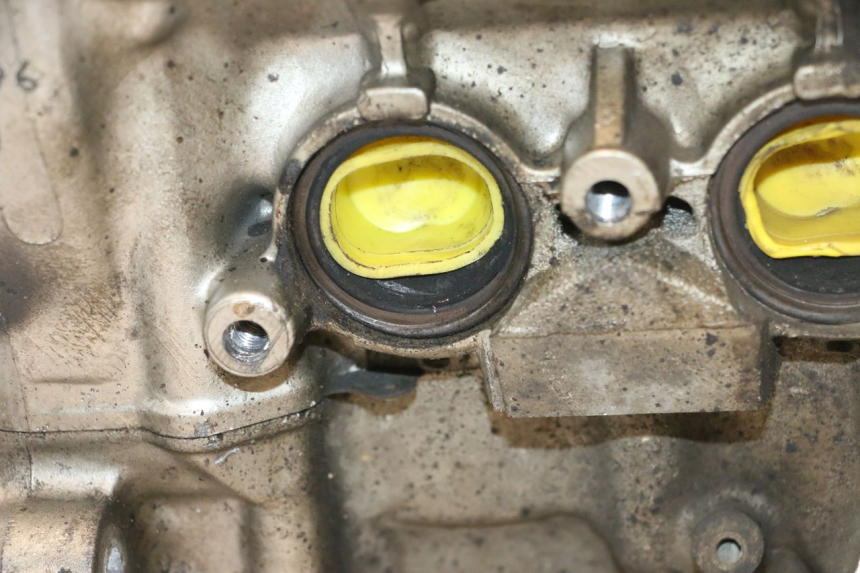 photo de MOTORE HONDA CB F HORNET 600 (2005 - 2006) - Marcature e riferimenti originali