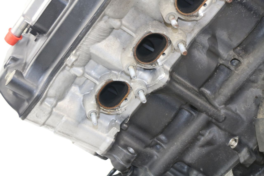 photo de MOTORE HONDA CBR RR FIREBLADE 1000 (2006 - 2007) - Angolazione alternativa