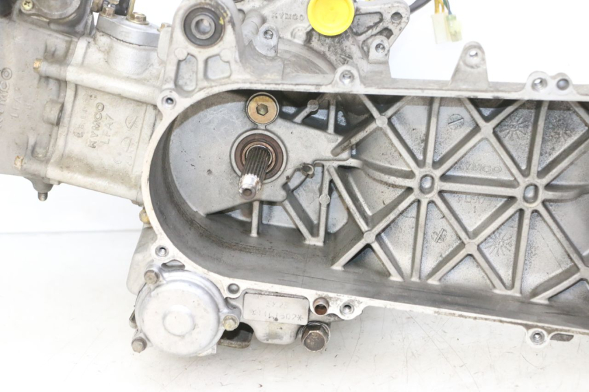 photo de MOTORE KYMCO DINK STREET 125 (2009 - 2014) - Angolazione alternativa