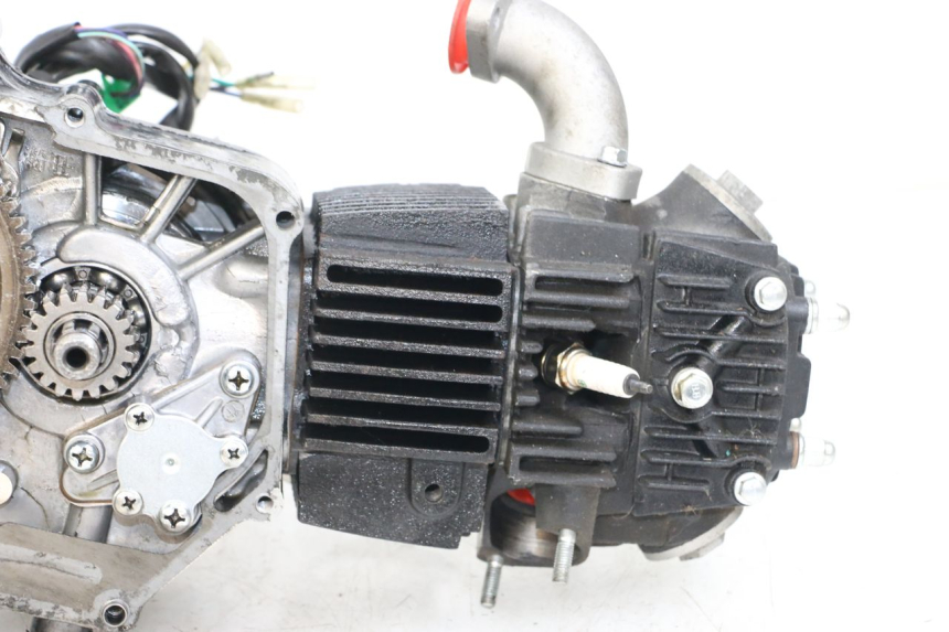 photo de MOTEUR CCR DIRT BIKE 125 - Vista d'insieme del prodotto