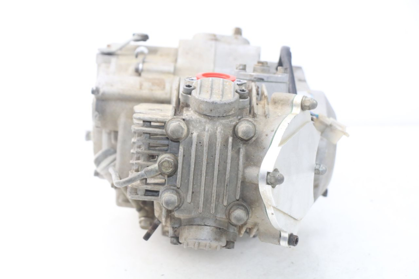 photo de MOTORE CRZ DIRTBIKE 140 - Stato della superficie e materiale