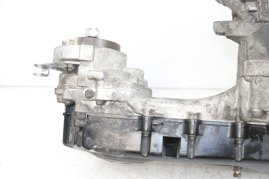 photo de MOTORE PEUGEOT DJANGO 4T 50 (2014 - 2019) - Altra angolazione