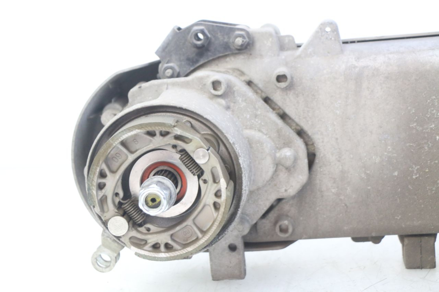 photo de MOTORE PEUGEOT E-VIVACITY 1 (2012 - 2018) - Stato della superficie e materiale