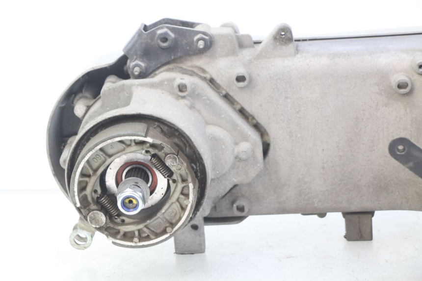 photo de MOTORE PEUGEOT E-VIVACITY 1 (2012 - 2018) - Marcature e riferimenti originali