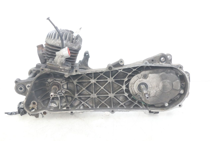 photo de MOTORE PEUGEOT ELYSTAR 50 (2002 - 2014) - Angolazione alternativa