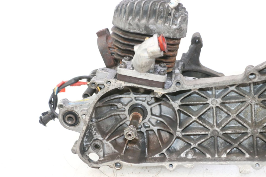 photo de MOTORE PEUGEOT ELYSTAR 50 (2002 - 2014) - Altra angolazione