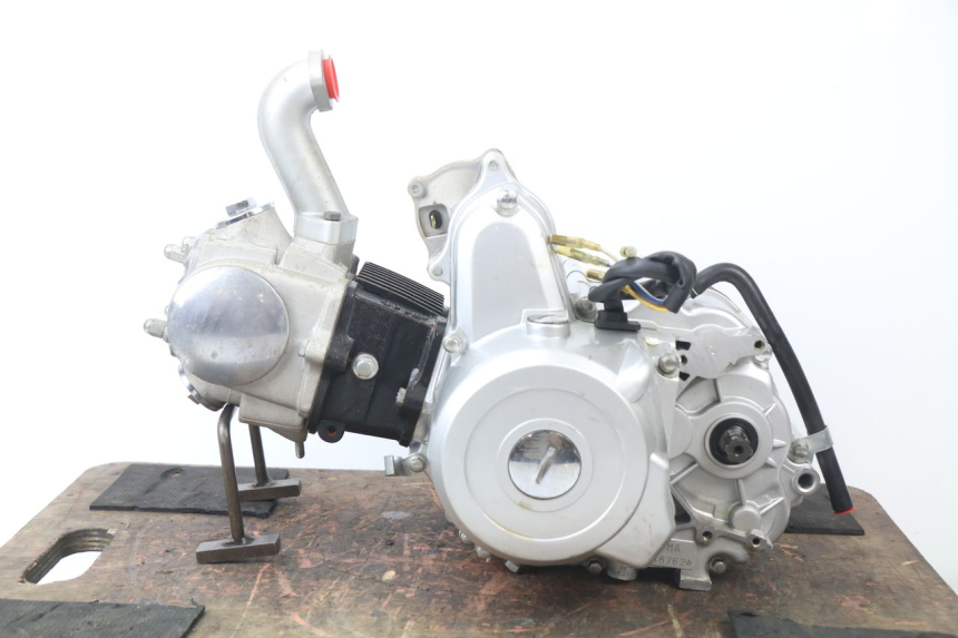 photo de MOTORE CHINESE QUAD ENFANT ATV PUMA 50 - Stato della superficie e materiale