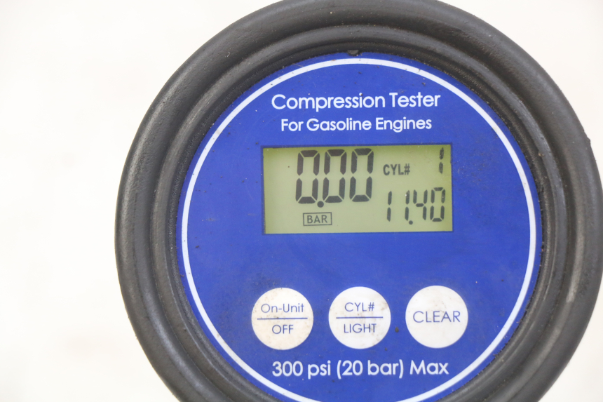 photo de MOTORE HONDA FES PANTHEON 125 (2003 - 2007) - Angolazione alternativa