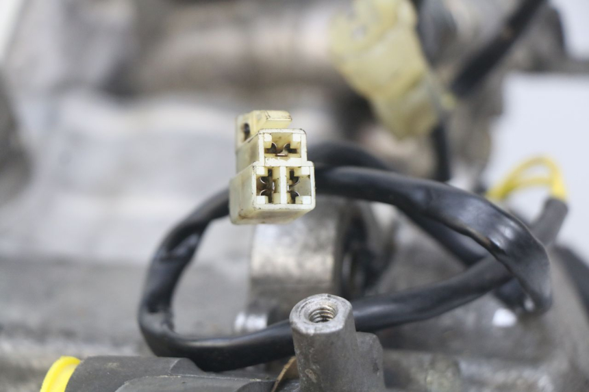 photo de MOTORE HONDA FES PANTHEON 125 (2003 - 2007) - Dettagli dei punti di fissaggio