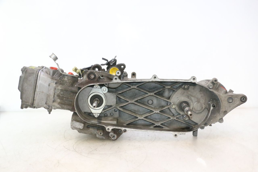 photo de MOTORE HONDA FES PANTHEON 125 (2003 - 2007) - Angolazione alternativa
