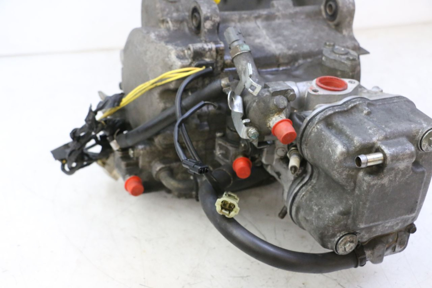 photo de MOTORE HONDA FES S-WING SWING ABS 125 (2007 - 2015) - Altra angolazione