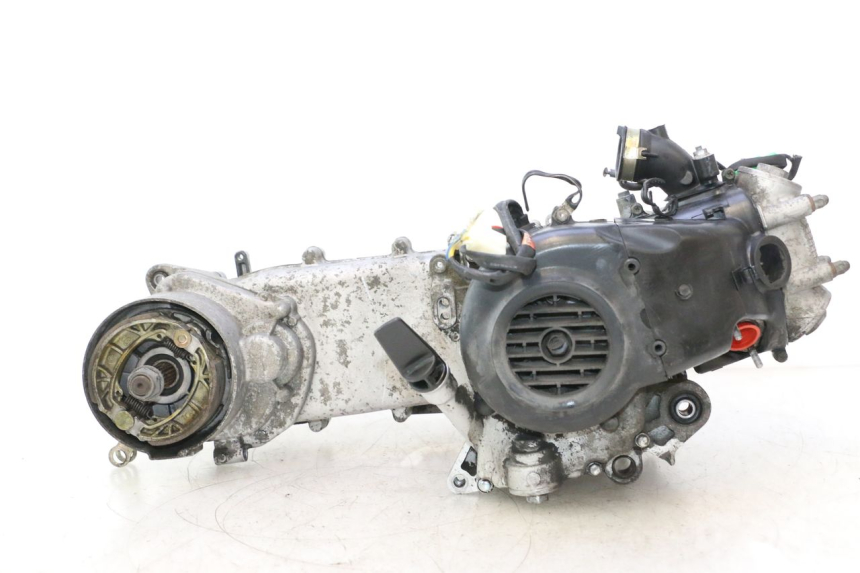 photo de MOTORE SYM FIDDLE 3 III 50 (2014 - 2020) - Angolazione alternativa