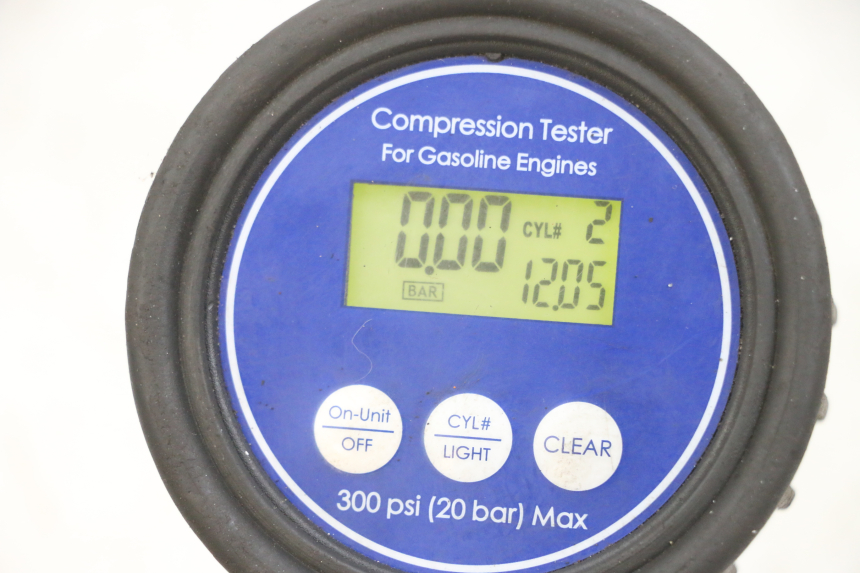 photo de MOTORE YAMAHA FJR ABS 1300 (2006 - 2012) - Dettagli dei punti di fissaggio