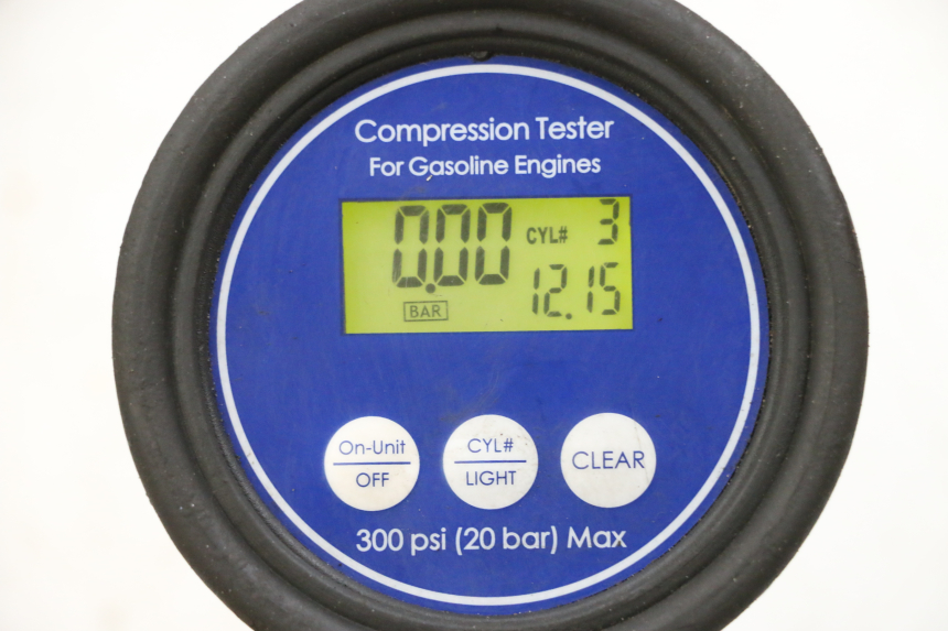 photo de MOTORE YAMAHA FJR ABS 1300 (2006 - 2012) - Stato della superficie e materiale