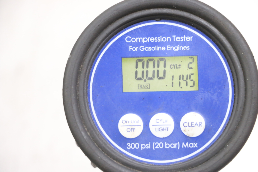 photo de MOTORE HONDA FJS SILVERWING SILVER WING 600 (2001 - 2010) - Angolazione alternativa